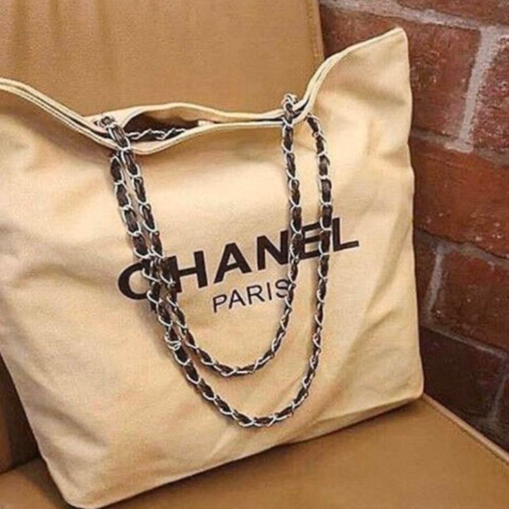 VIP tote bag beauty gift
